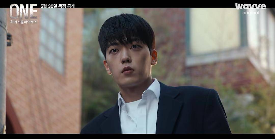 Lee Seung Heon di drama ONE: High School Heroes (instagram.com/wavve.official)